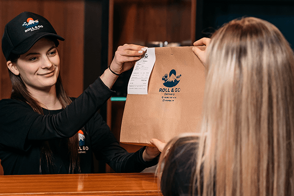 Доставка суші Варварівка від Ролланд суші в Миколаєві